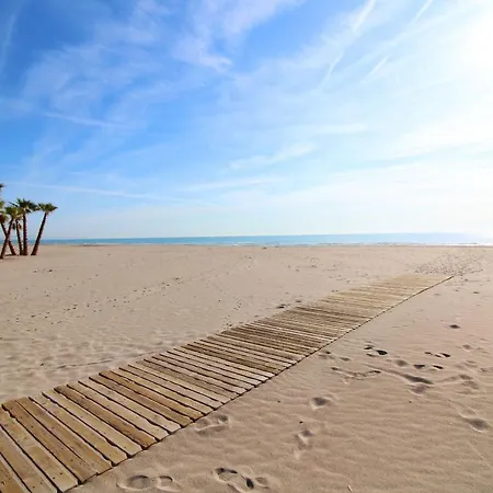 Global Properties, Apartamento Con Terraza En Canet De Berenguer