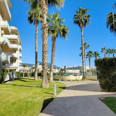Global Properties, Apartamento Con Terraza En Canet De Berenguer * Canet d'En Berenguer
